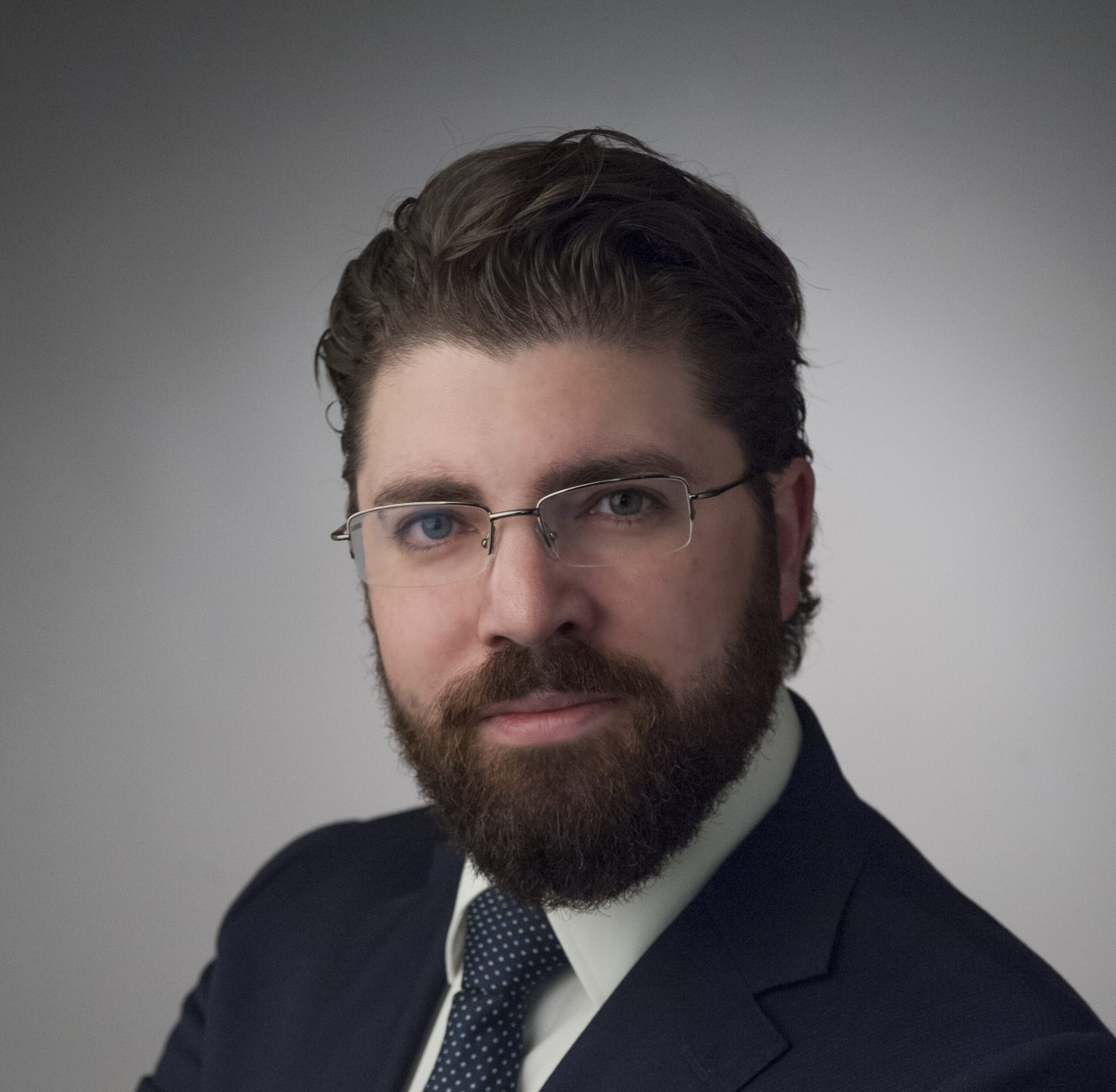 Dr. Alejandro Iglesias